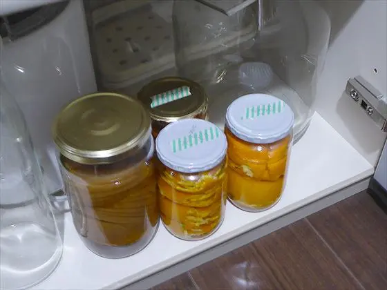 油汚れや水垢掃除に オレンジの皮でお掃除スプレーを作る かわさんどっとわーく