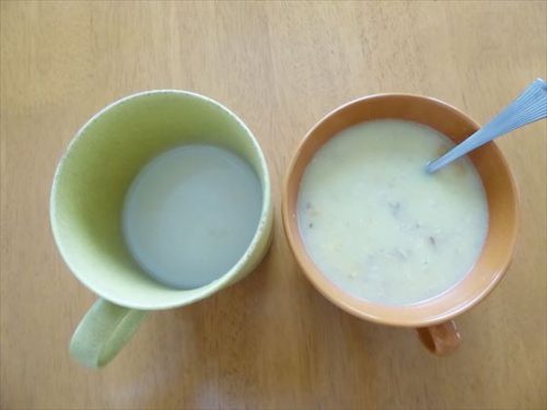 オートミール（減塩カップスープ）、酒粕甘酒の豆乳割り